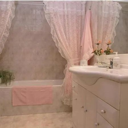 Agroturismo Donibane Country house *